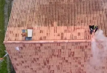 démoussage toitures Roche-sur-Yon-1