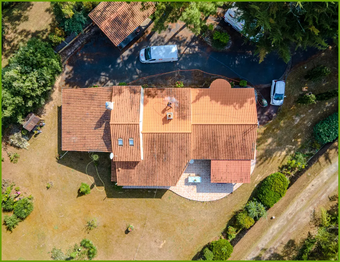 demoussage toitures roche sur yon