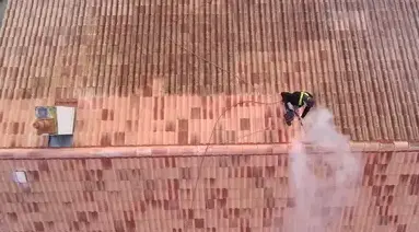 nettoyage toiture à Saint-Gilles-Croix-de-Vie - image 2