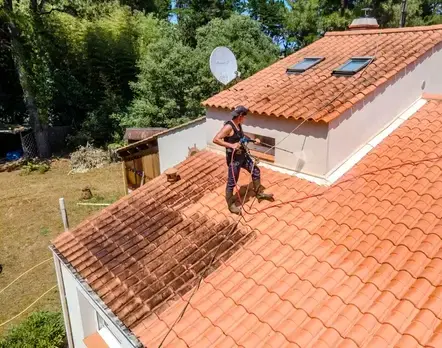 nettoyage toiture à Saint-Jean-de-Monts - image 2